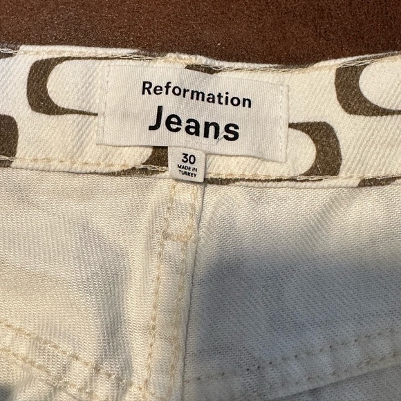 Reformation High Rise Straight Jean - Picture 4 of 8